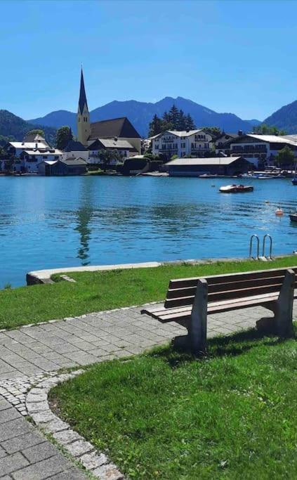 See- Und Bergblick In Bestlage Am Tegernsee Extérieur photo